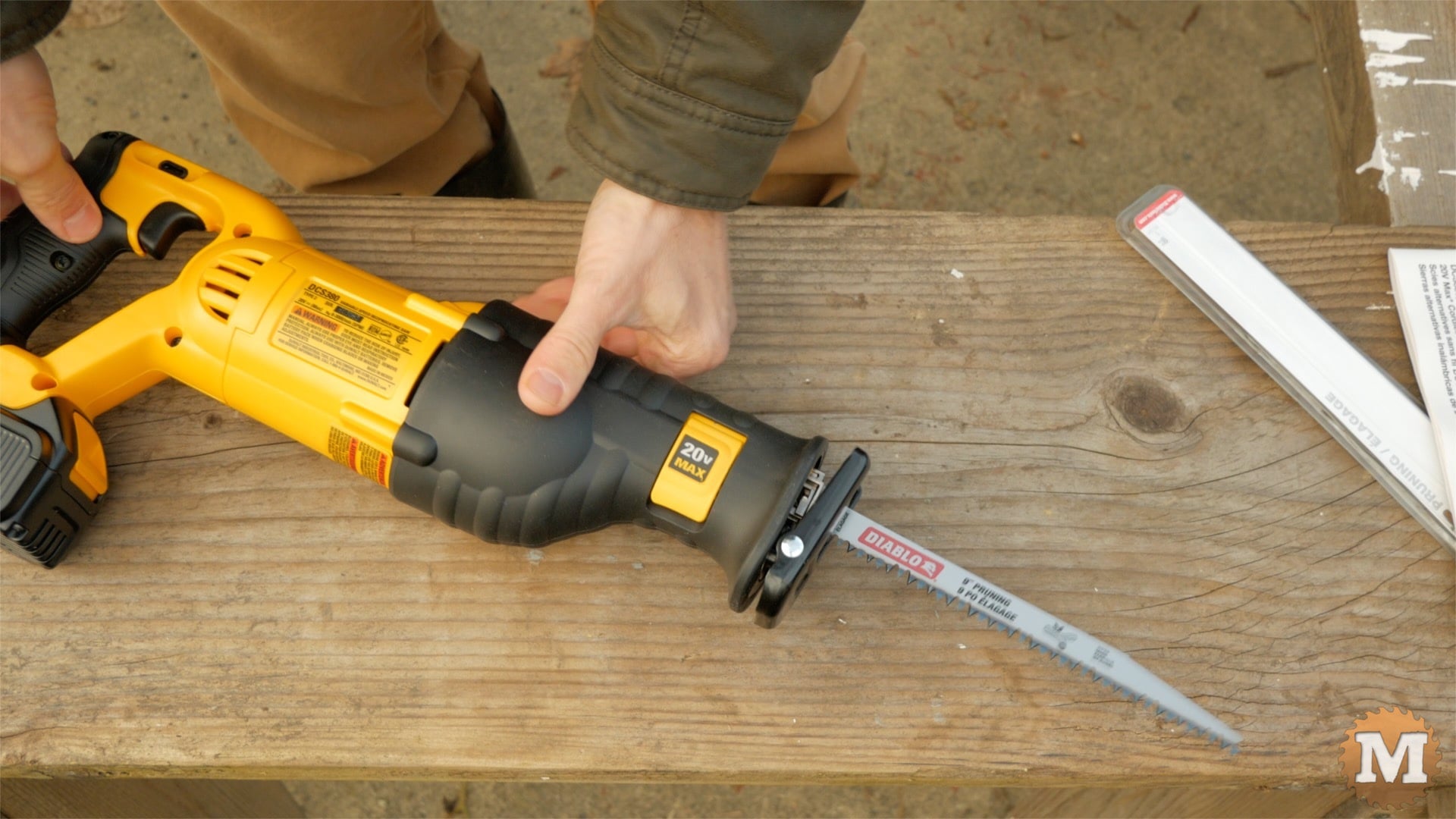 Pruning With A Reciprocating Saw Dewalt 20 Volt 