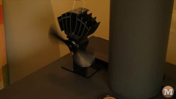 Electricity generating stove fan Electricity generating stove fan