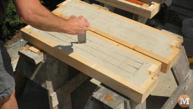 Pushing wire grid into center - 36" form