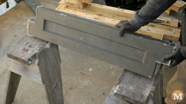 Finished cast Lightweight Perlite CSA Concrete garden panel