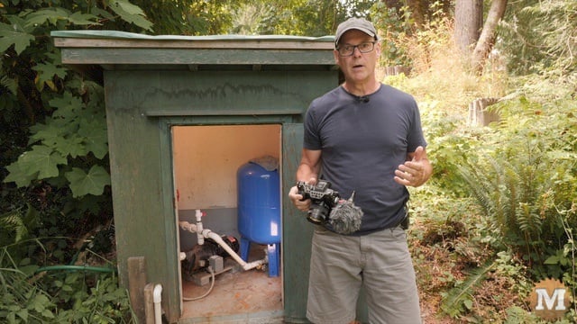 Kent explaining how the thermostat was added to the jet pump motor housing