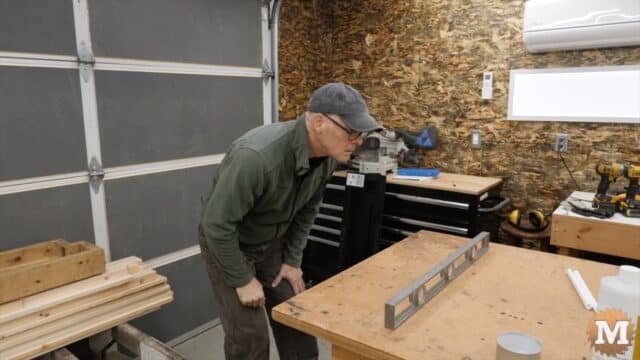 setting the workbench so its level
