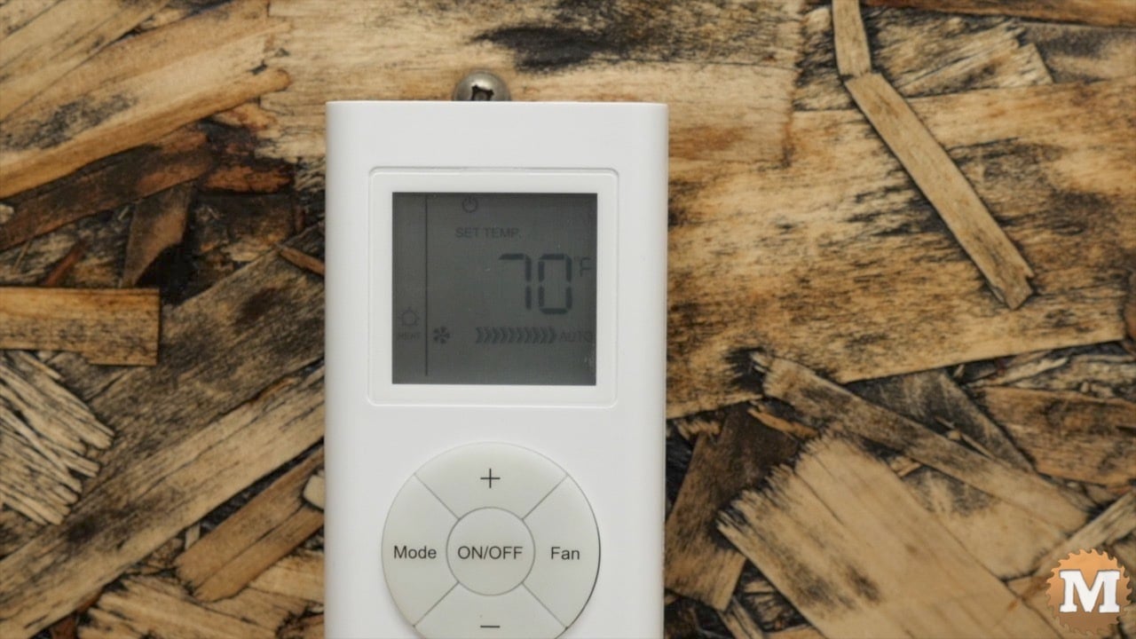 A thermostate set to 70 degrees